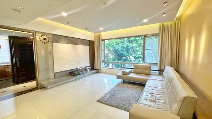 4 bedrooms apartment for rent in Zhongshan District, Taipei City | NT$ 118 000 | 44 ping slide 0