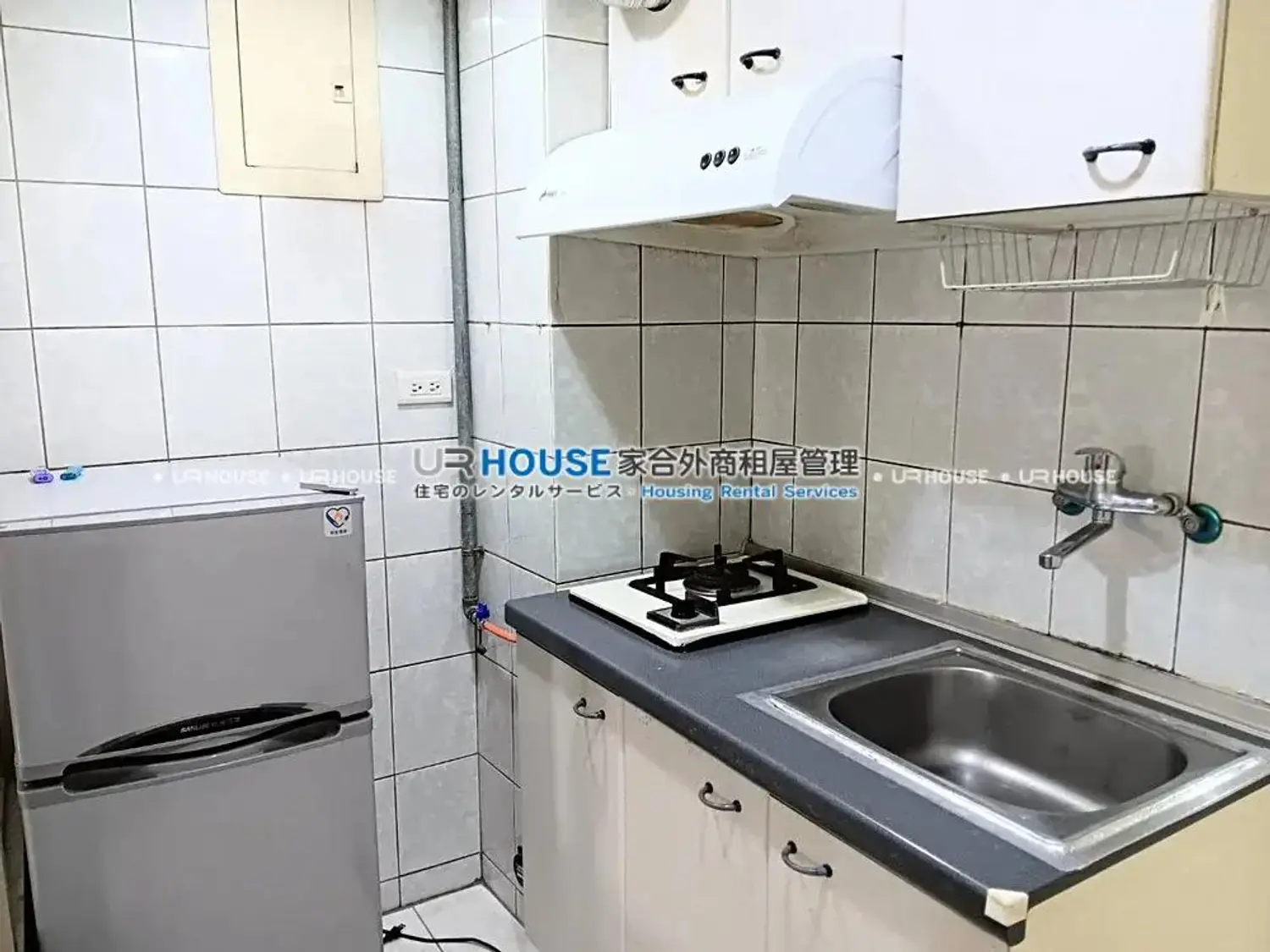 1 房 公寓 出租 TWD 25 000 - 10 坪 - 大同區,台北市 slide 1