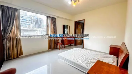 Apartment for rent TWD 58 000 -  - 4 bedrooms