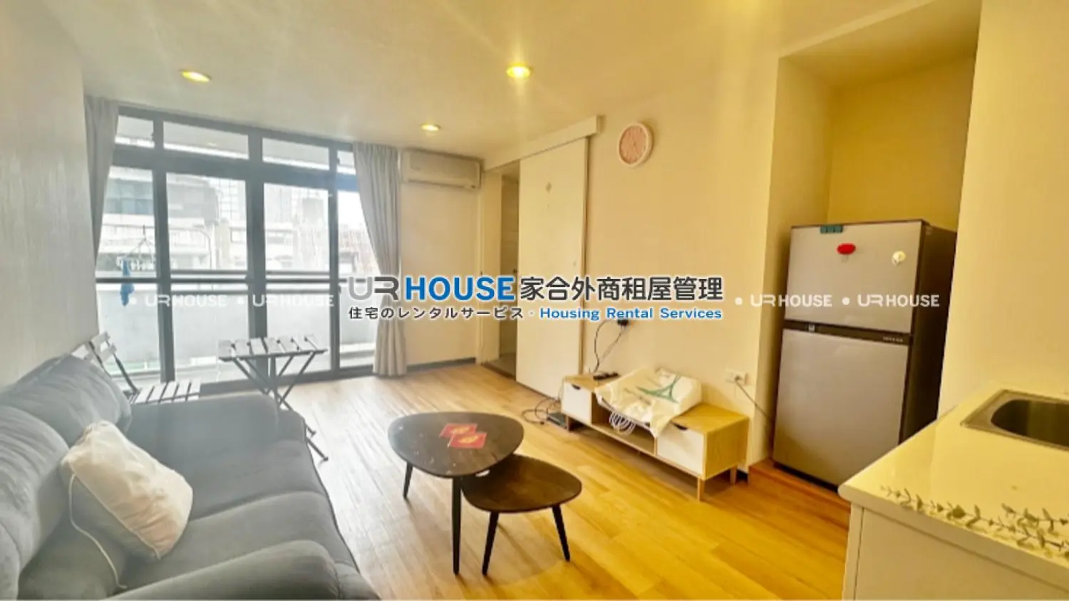 2 bedrooms apartment for rent TWD 45 000 - 20 ping - Daan District,Taipei City slide 0