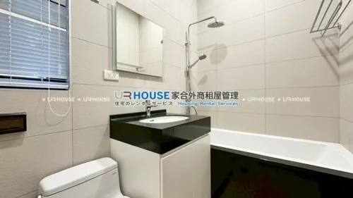 Apartment for rent TWD 52 000 - Wansheng St - 3 bedrooms