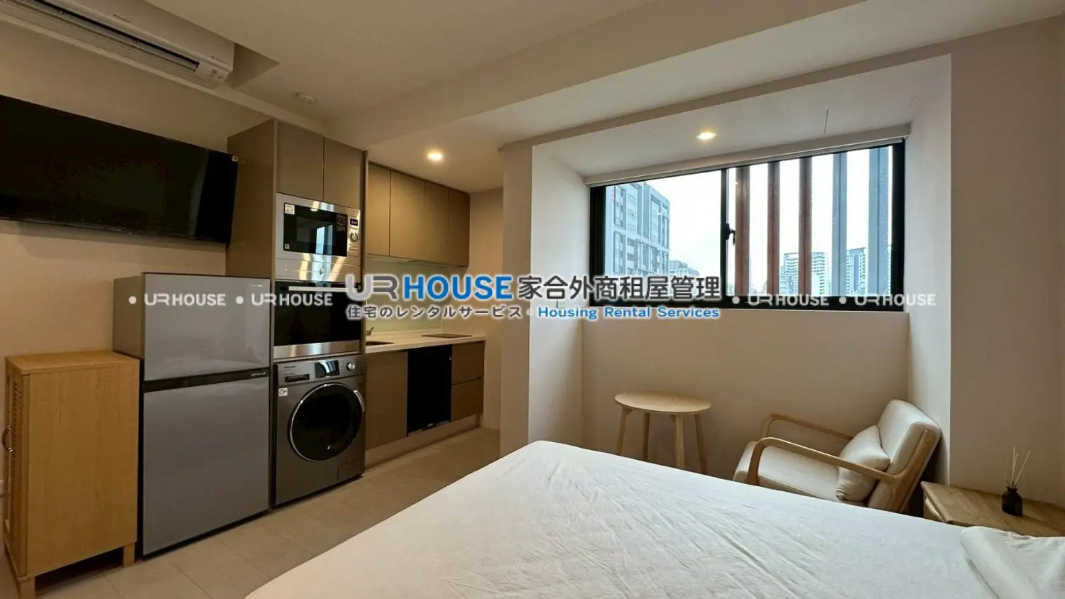 Studio apartment for rent TWD 49 000 - 7 ping - Taipei City,Zhongshan District slide 0