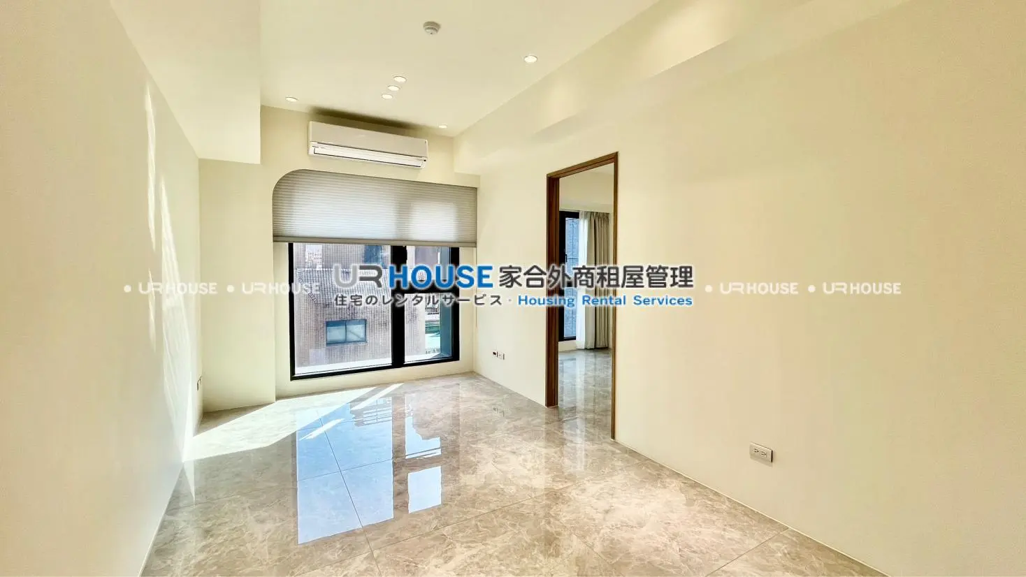 2 bedrooms apartment for rent in Daan District, Taipei City | TWD 102 000 | 16 ping slide 0