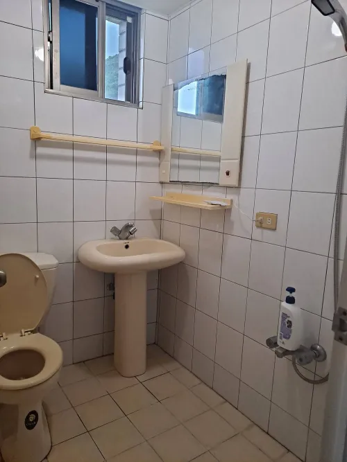 Apartment for rent TWD 8 000 - Yutian Rd - Studio