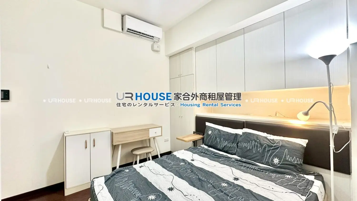 Studio apartment for rent TWD 40 000 - 7 ping - Daan District,Taipei City slide 1