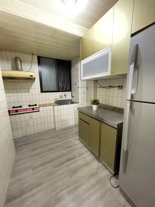 Apartment for rent TWD 30 000 - Alley 1, Lane 368, Zhongzheng Road - 3 bedrooms