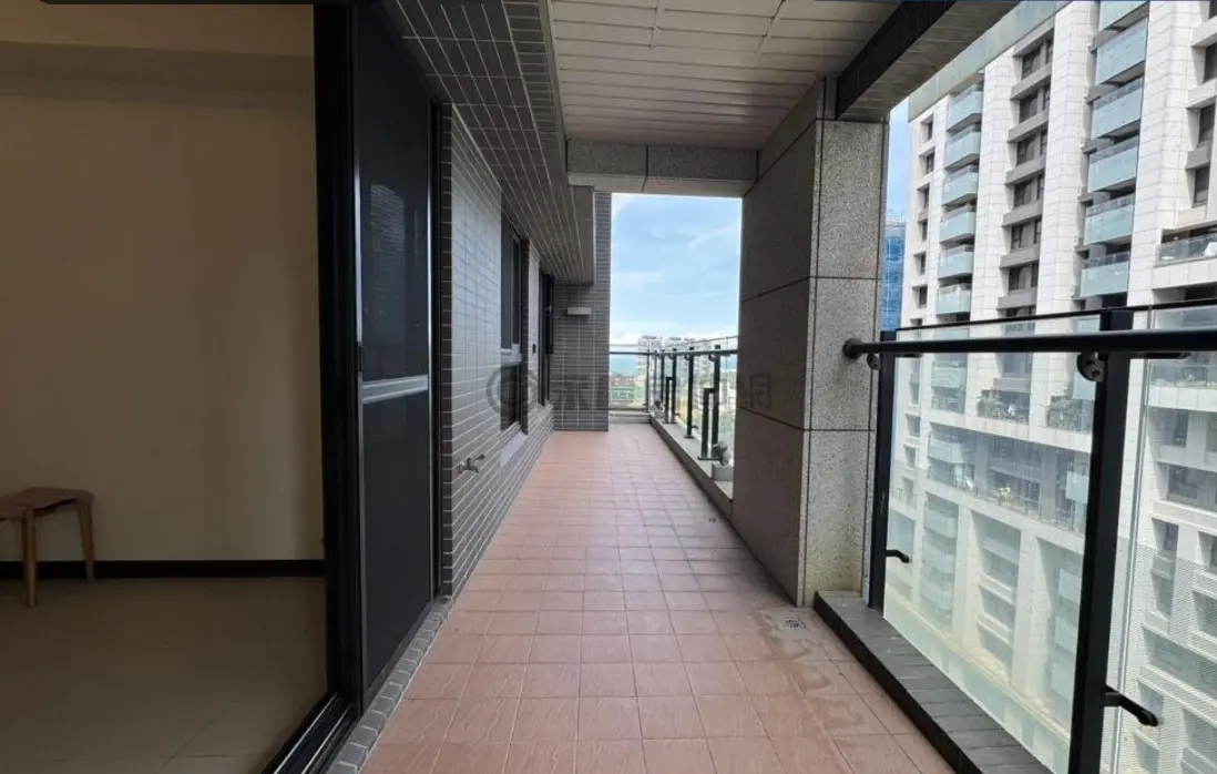 3 bedrooms apartment for sale in Tamsui District, New Taipei City | NT$ 25 200 000 | 29 ping slide 8