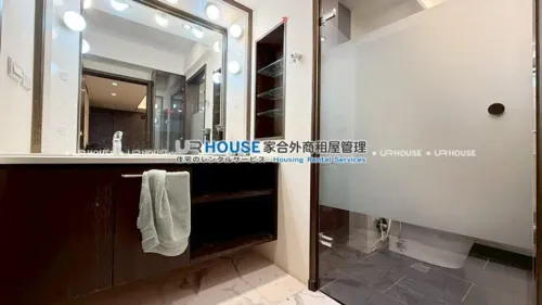 公寓 出租 TWD 98 000 - 光復南路240巷 - 2 房