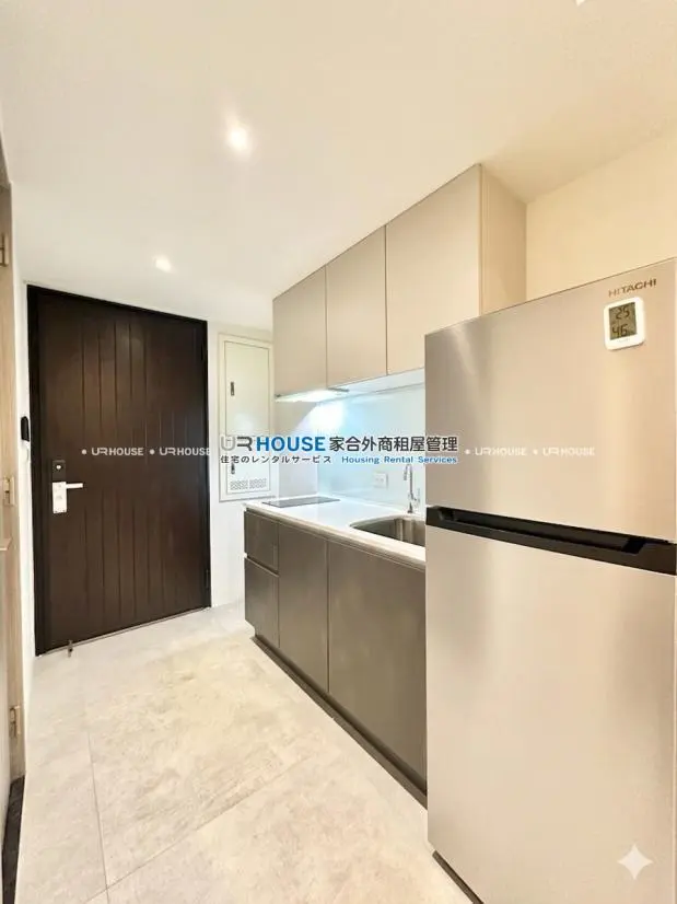1 room apartment for rent in Zhongshan District, Taipei City | NT$ 47 000 | 9 ping slide 7