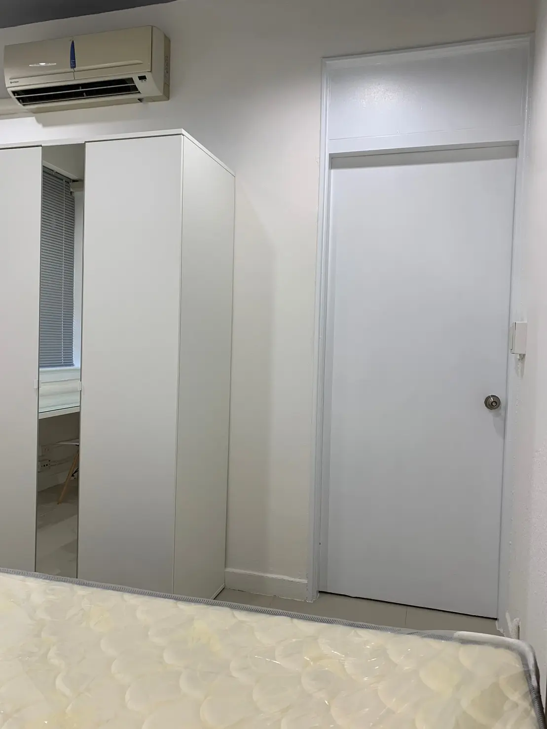 Room for rent in Taipei City, Zhongzheng District | NT$ 14 500 | 4 ping slide 2