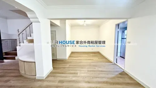 Townhouse for rent TWD 67 000 -  - 4 bedrooms