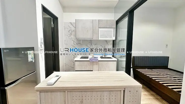 1 room apartment for rent in Songshan District, Taipei City | TWD 48 000 | 11 ping slide 2
