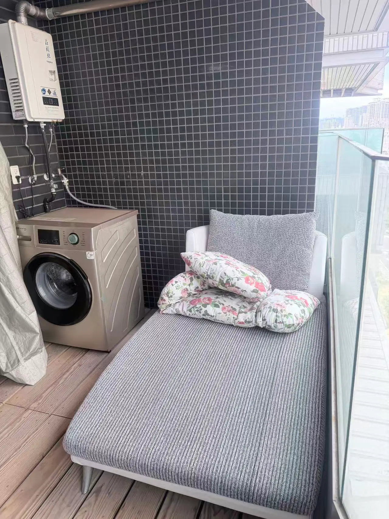 1 room apartment for rent in Tamsui District, New Taipei City | NT$ 20 000 | 28 ping slide 4