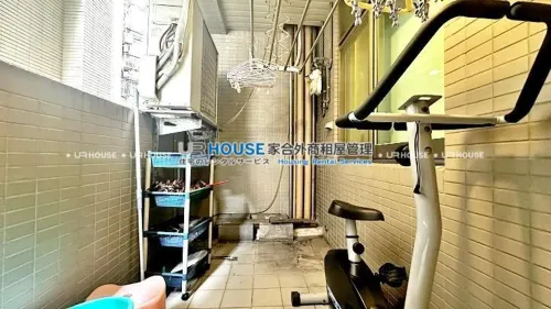 Apartment for rent TWD 80 000 -  - 4 bedrooms