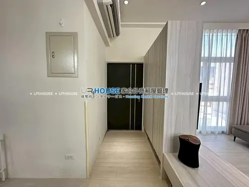 Apartment for rent TWD 60 000 - Lane 130, Section 2, Zhongcheng Rd - 2 bedrooms