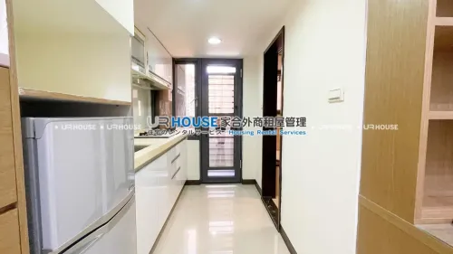 Apartment for rent TWD 22 000 -  - 1 room