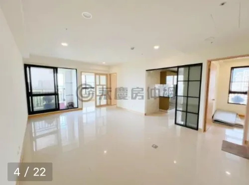 Apartment for sale NT$ 19 600 000 - Section 1, Shalun Road - 3 bedrooms