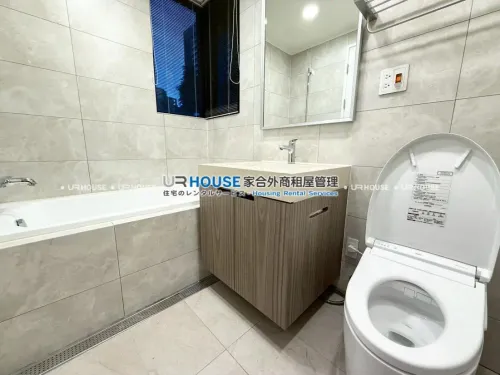 Apartment for rent NT$ 65 000 - Huajiang 1st Road - 3 bedrooms