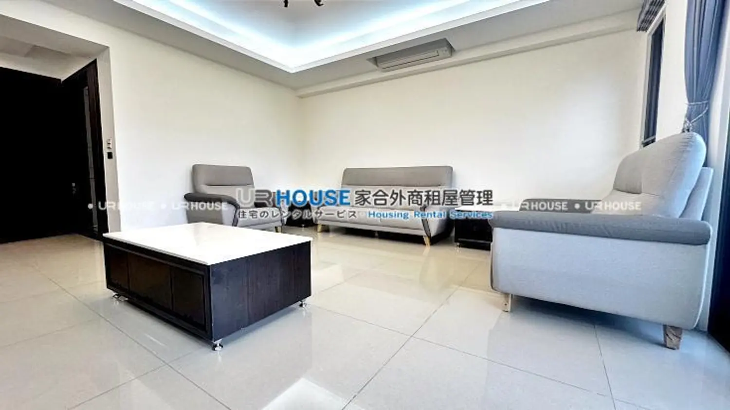 4 bedrooms apartment for rent TWD 130 000 - 51 ping - Shilin District,Taipei City slide 1