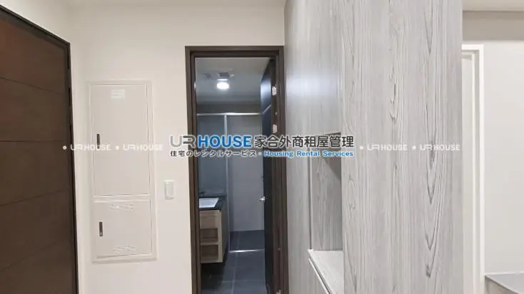 2 bedrooms apartment for rent in Beitou District, Taipei City | NT$ 65 000 | 17 ping slide 2