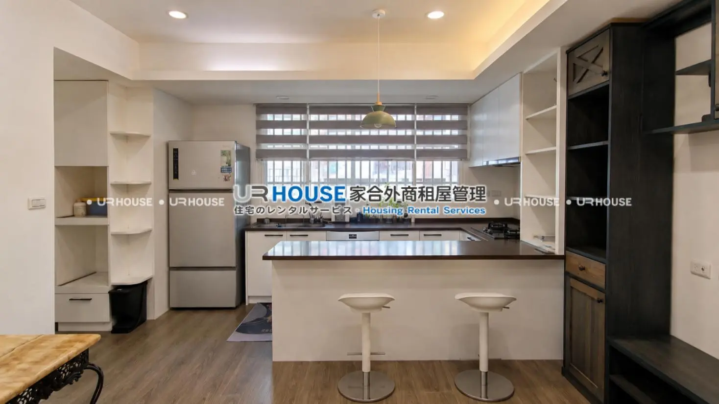 3 bedrooms apartment for rent in Shilin District, Taipei City | NT$ 45 000 | 27 ping slide 0