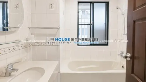 公寓 出租 NT$ 63 000 - 雨農路 - 3 房