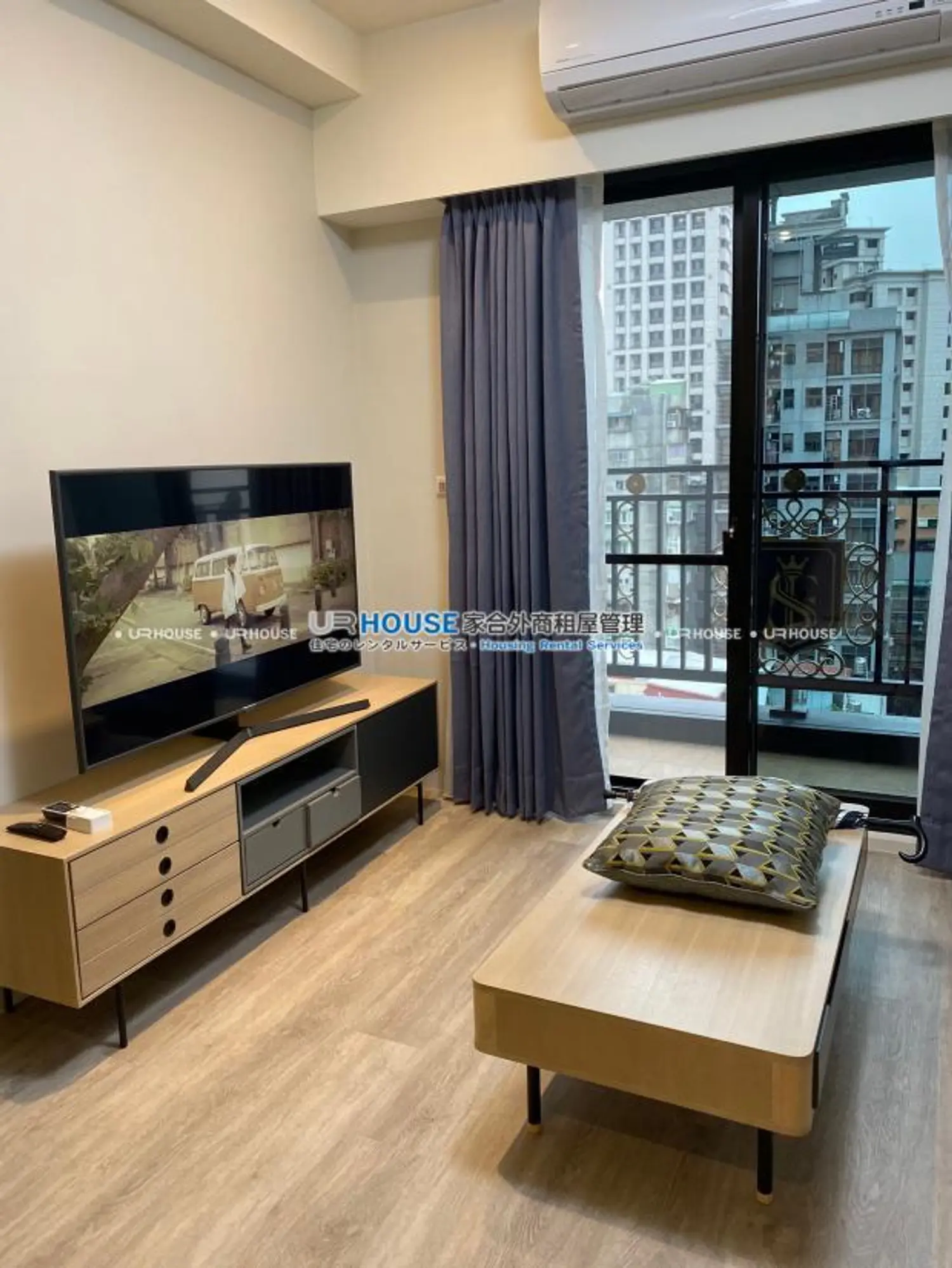 2 bedrooms apartment for rent TWD 50 000 - 17 ping - Datong District,Taipei City slide 5