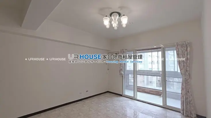3 bedrooms apartment for rent in Zhongshan District, Taipei City | NT$ 50 000 | 29 ping slide 0