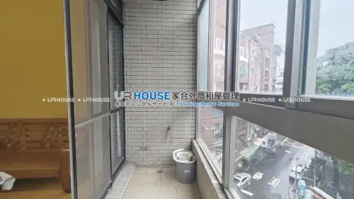 3 bedrooms apartment for rent in Shilin District, Taipei City | NT$ 38 000 | 32 ping slide 14