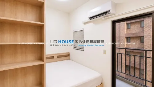 Studio apartment for rent in Shilin District, Taipei City | NT$ 33 000 | 8 ping slide 10