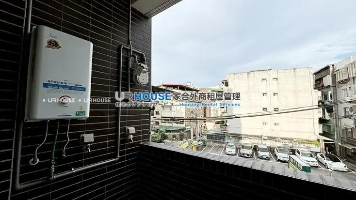 Studio apartment for rent in Shilin District, Taipei City | NT$ 32 500 | 9 ping slide 7