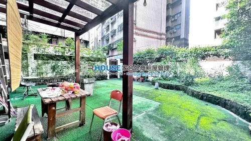 Apartment for rent TWD 160 000 - Lane 97, Section 1, Xinsheng South Road - 2 bedrooms