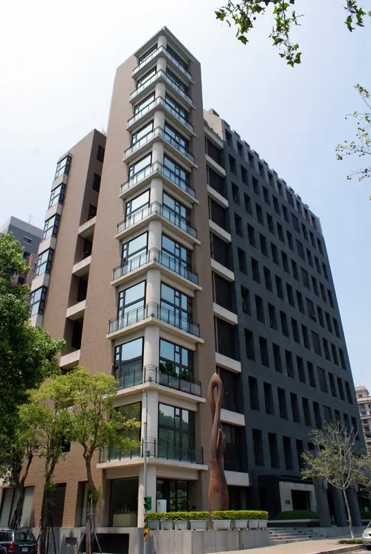 1 房 士林區, 台北市公寓出租 | NT$ 36 000 | 13 坪 slide 1