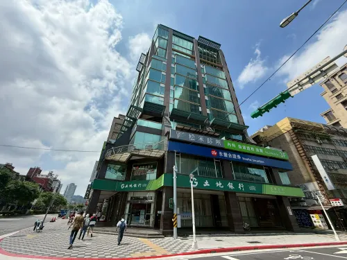 Office for rent NT$ 170 000 - Songshan Road - 1 room
