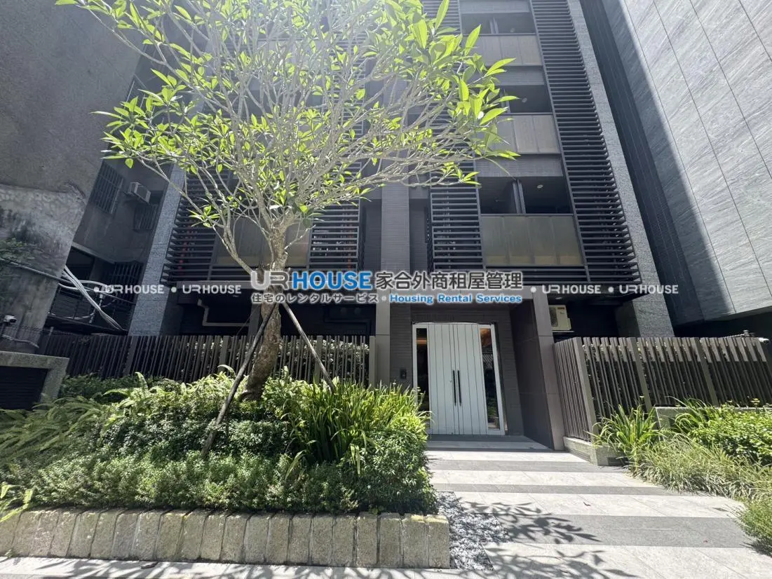1 room apartment for rent in Daan District, Taipei City | NT$ 35 000 | 7 ping slide 7