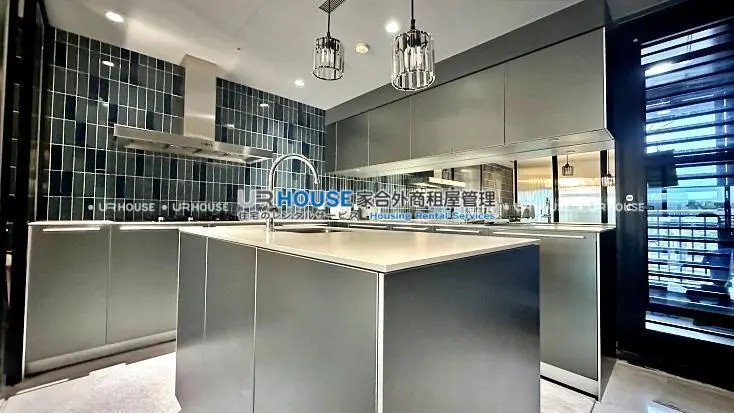 3 bedrooms apartment for rent in Zhongshan District, Taipei City | TWD 220 000 | 72 ping slide 5