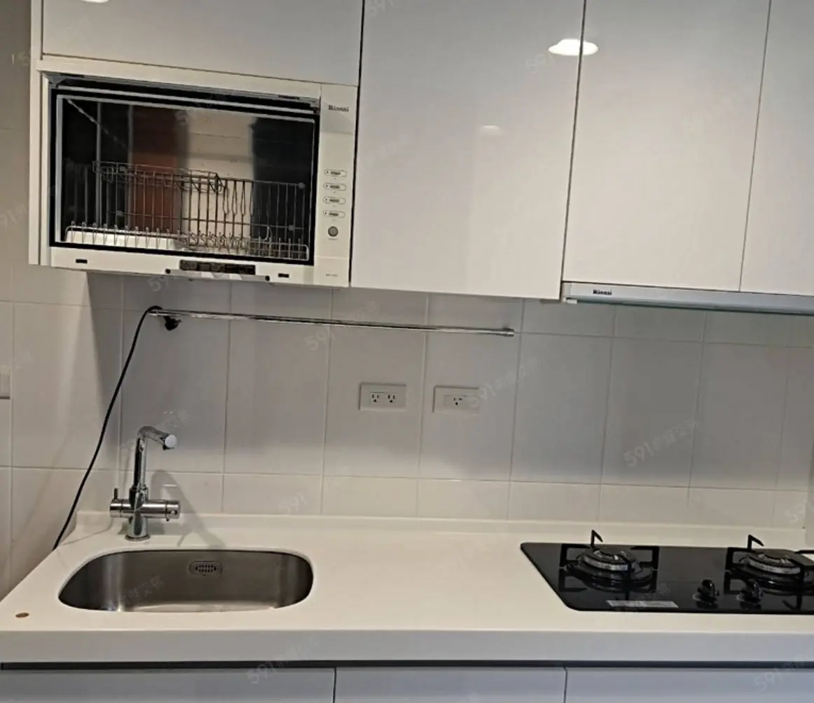 2 bedrooms apartment for rent in Tamsui District, New Taipei City | NT$ 20 000 | 28 ping slide 8