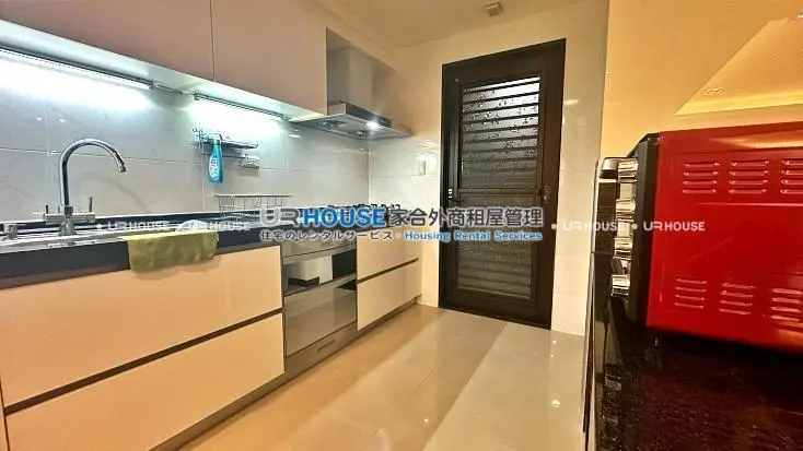 3 bedrooms apartment for rent in Wanhua District, Taipei City | TWD 64 000 | 39 ping slide 10