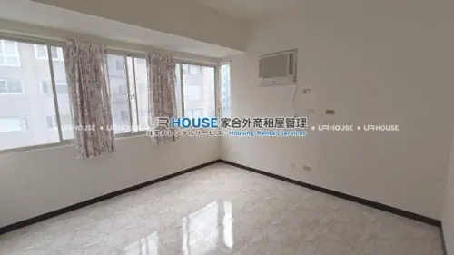 3 bedrooms apartment for rent in Zhongshan District, Taipei City | NT$ 50 000 | 29 ping slide 8