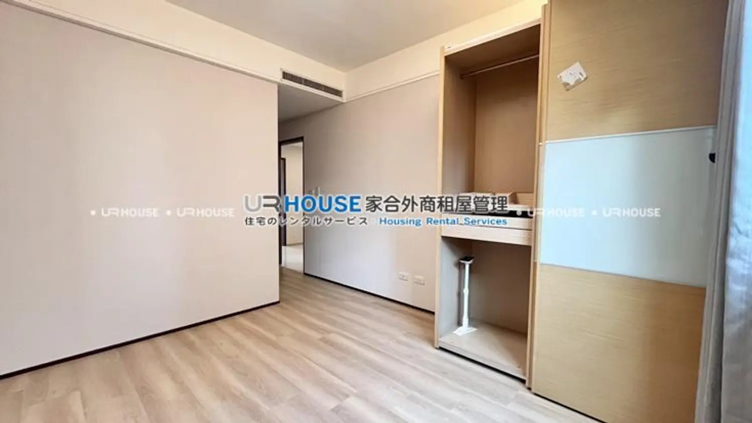 4 bedrooms apartment for rent TWD 110 000 - 42 ping - Shilin District,Taipei City slide 6
