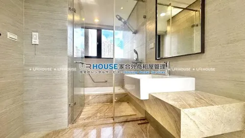 Apartment for rent TWD 130 000 -  - 4 bedrooms