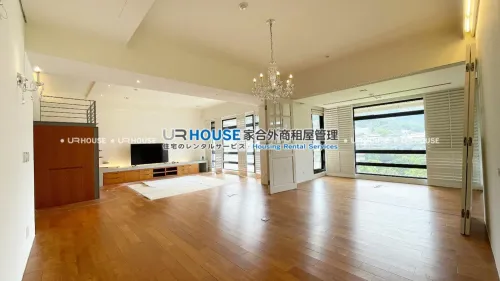 Apartment for rent TWD 250 000 -  - 4 bedrooms