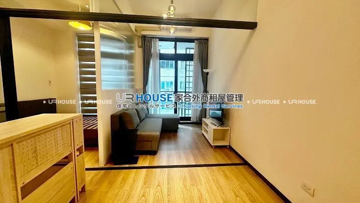 1 room apartment for rent in Songshan District, Taipei City | TWD 48 000 | 11 ping slide 1