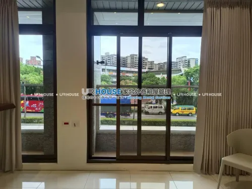 Apartment for rent TWD 38 000 - Section 7, New Taipei Boulevard - 3 bedrooms