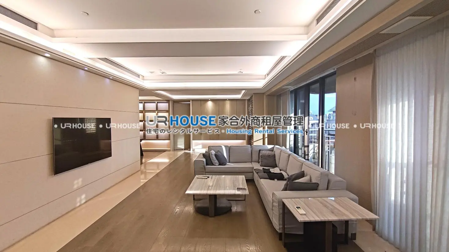 3 bedrooms apartment for rent in Shilin District, Taipei City | NT$ 180 000 | 66 ping slide 0