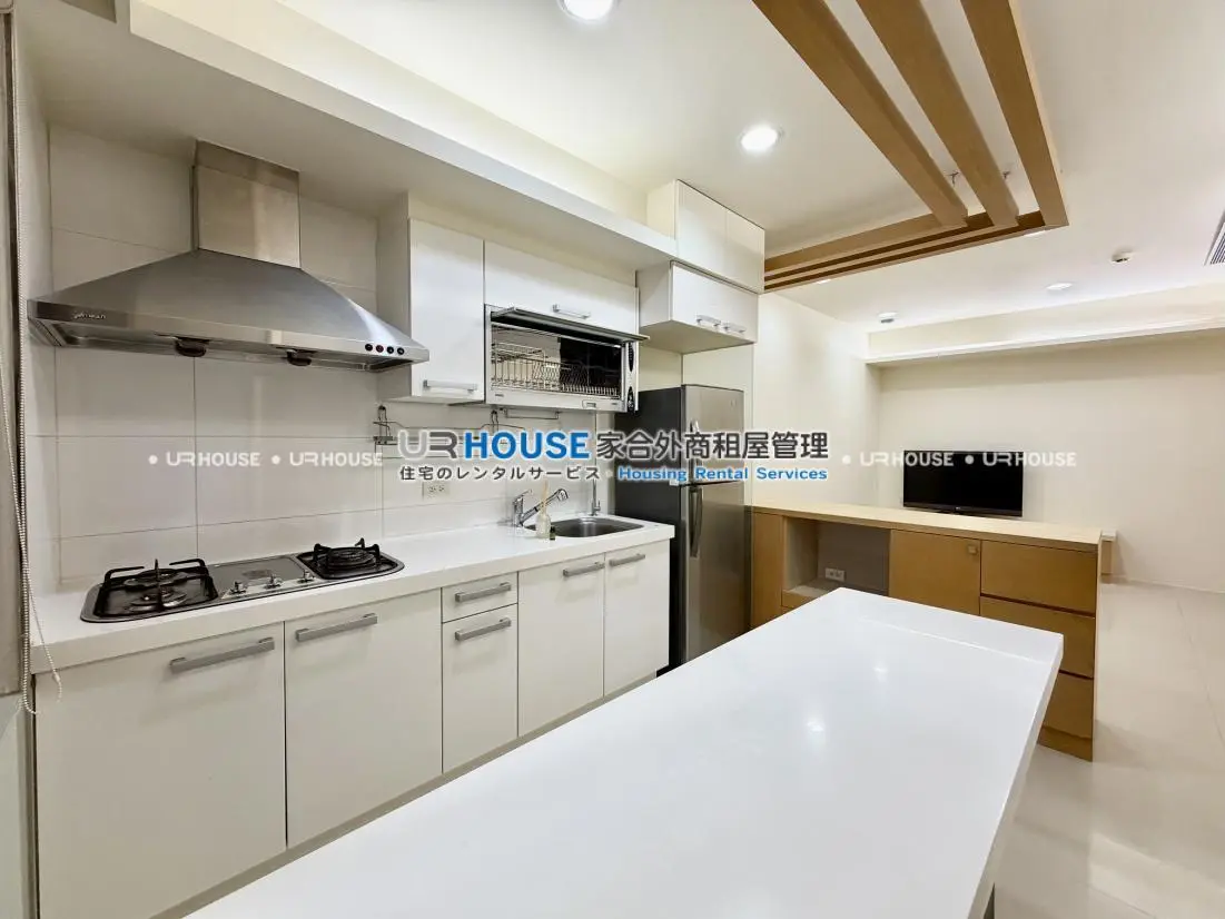 2 bedrooms apartment for rent in Zhongshan District, Taipei City | NT$ 53 000 | 16 ping slide 8