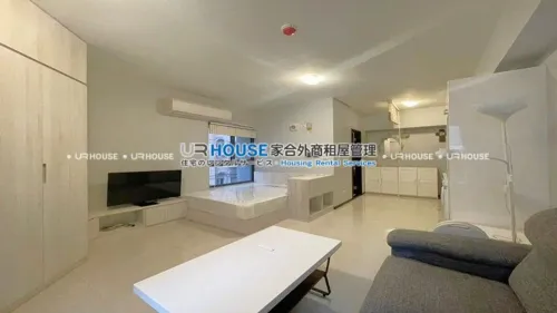 1 room apartment for rent TWD 40 000 - 18 ping - Taipei City,Zhongshan District slide 1