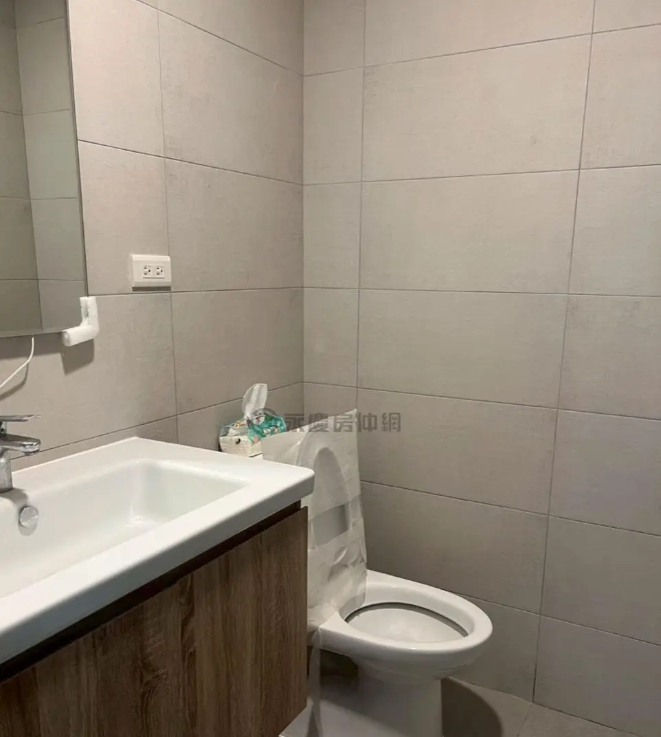 Office for rent in Tamsui District, New Taipei City | NT$ 68 000 | 54 ping slide 6