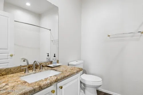 2 bedrooms townhouse for sale | US$ 449 500 | 37 ping slide 14