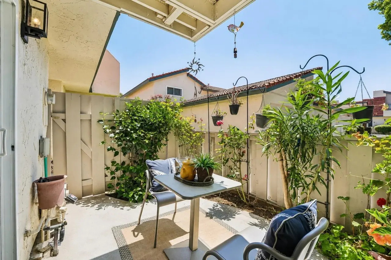 3 bedrooms townhome for sale in Silicon Valley & San Francisco Bay Area, San Jose | US$ 999 996 | 38 ping slide 3